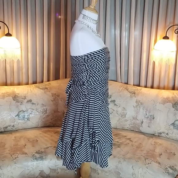 Calvin Klein "Fit & Flare" Strapless Sund… - Picture 4 of 8